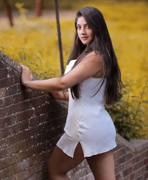 Navi Mumbai Escorts - Book Now Escorts in Navi Mumbai - Companions across the planned city